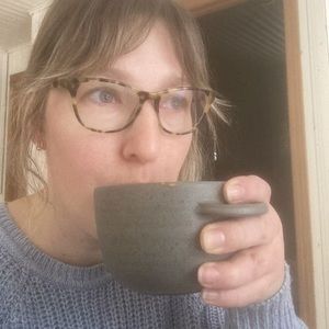 Meet your Posher, Evelyne